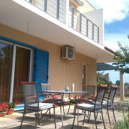 Holiday Home Anita Unesic المظهر الخارجي الصورة