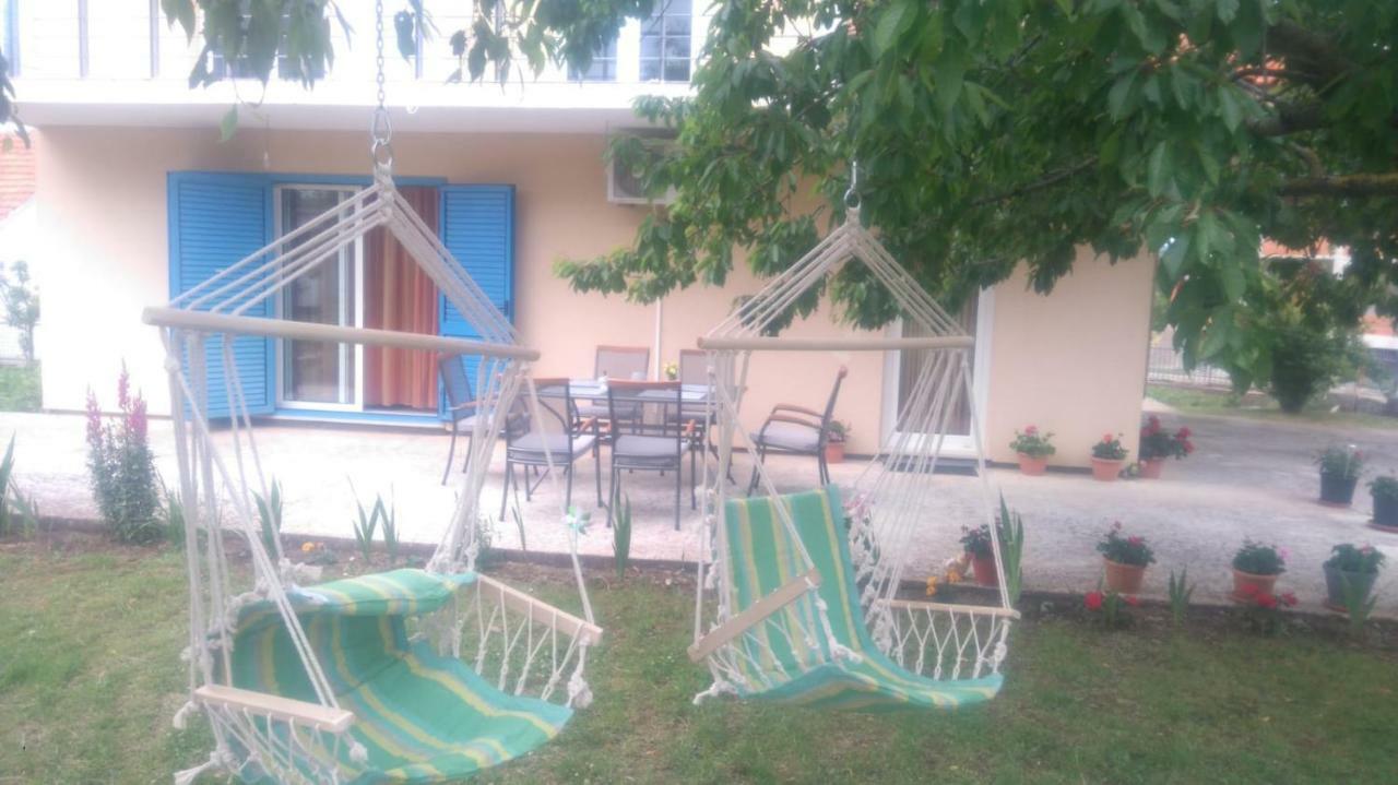 Holiday Home Anita Unesic المظهر الخارجي الصورة